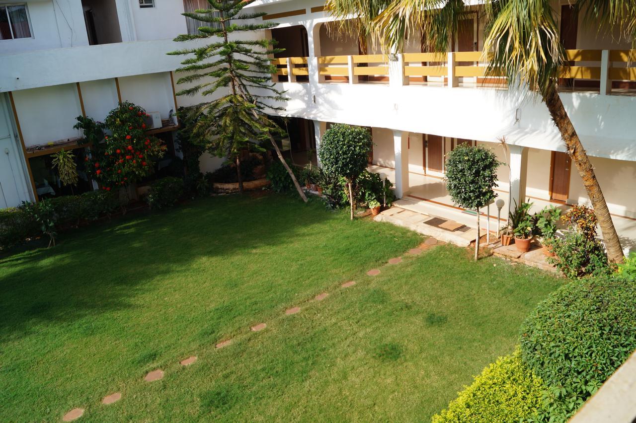 Hotel Badami Court Exterior photo